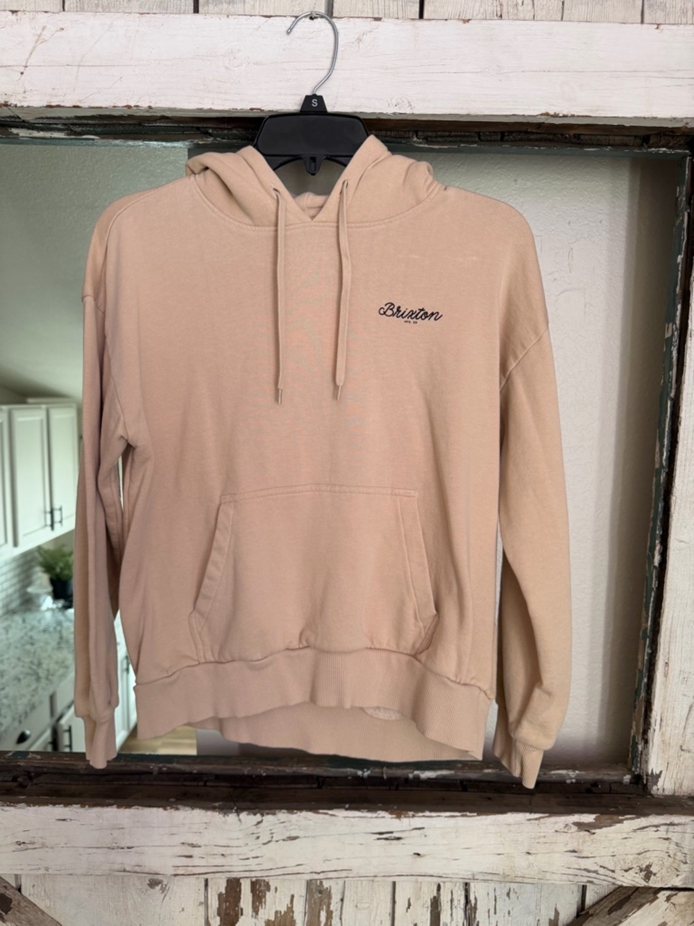 Brixton Women’s Cropped Beige Streetwear Hoodie with bird detailing SMALL